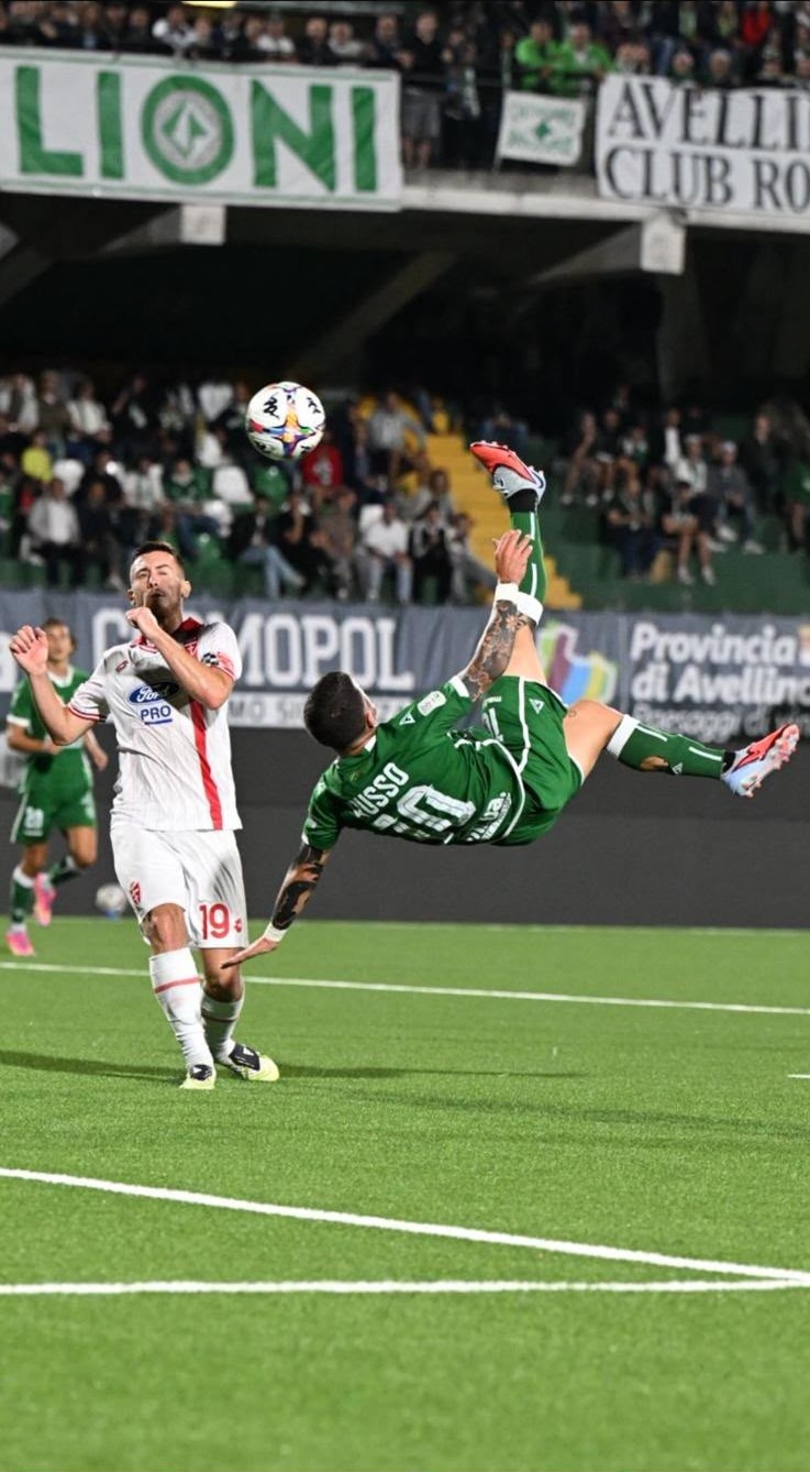 Avellino-Monza 2-1: la rovesciata di Russo all’86’.